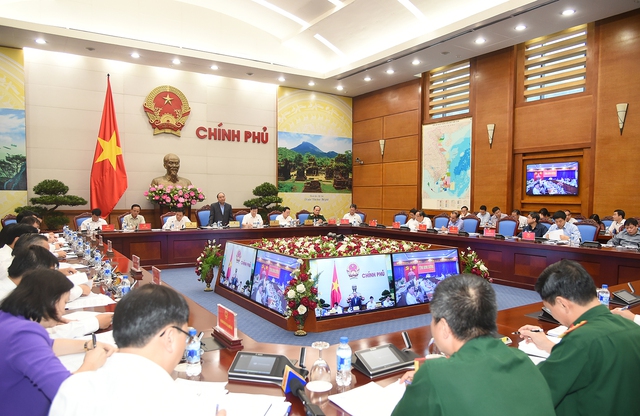 Thủ tướng: ‘Cây gỗ chứ có phải cây kim đâu mà không biết’ - Ảnh 1. Thủ tướng: ‘Cây gỗ chứ có phải cây kim đâu mà không biết’ - Ảnh 1.