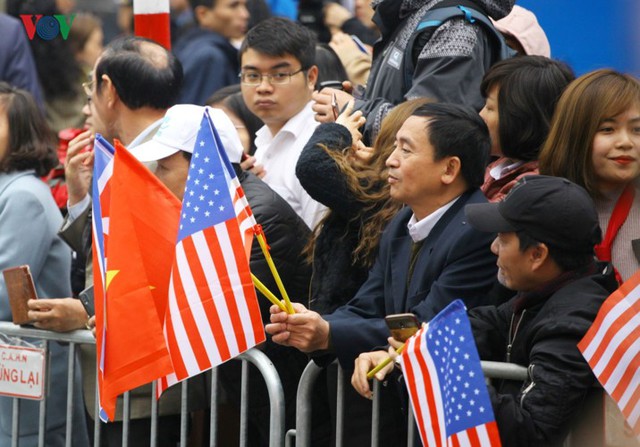 Hà Nội tưng bừng cờ hoa đón chào đón Hội nghị Thượng đỉnh - Ảnh 5.