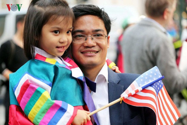 Hà Nội tưng bừng cờ hoa đón chào đón Hội nghị Thượng đỉnh - Ảnh 6.